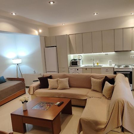 Klio'S Apartment ลาวริออน ภายนอก รูปภาพ